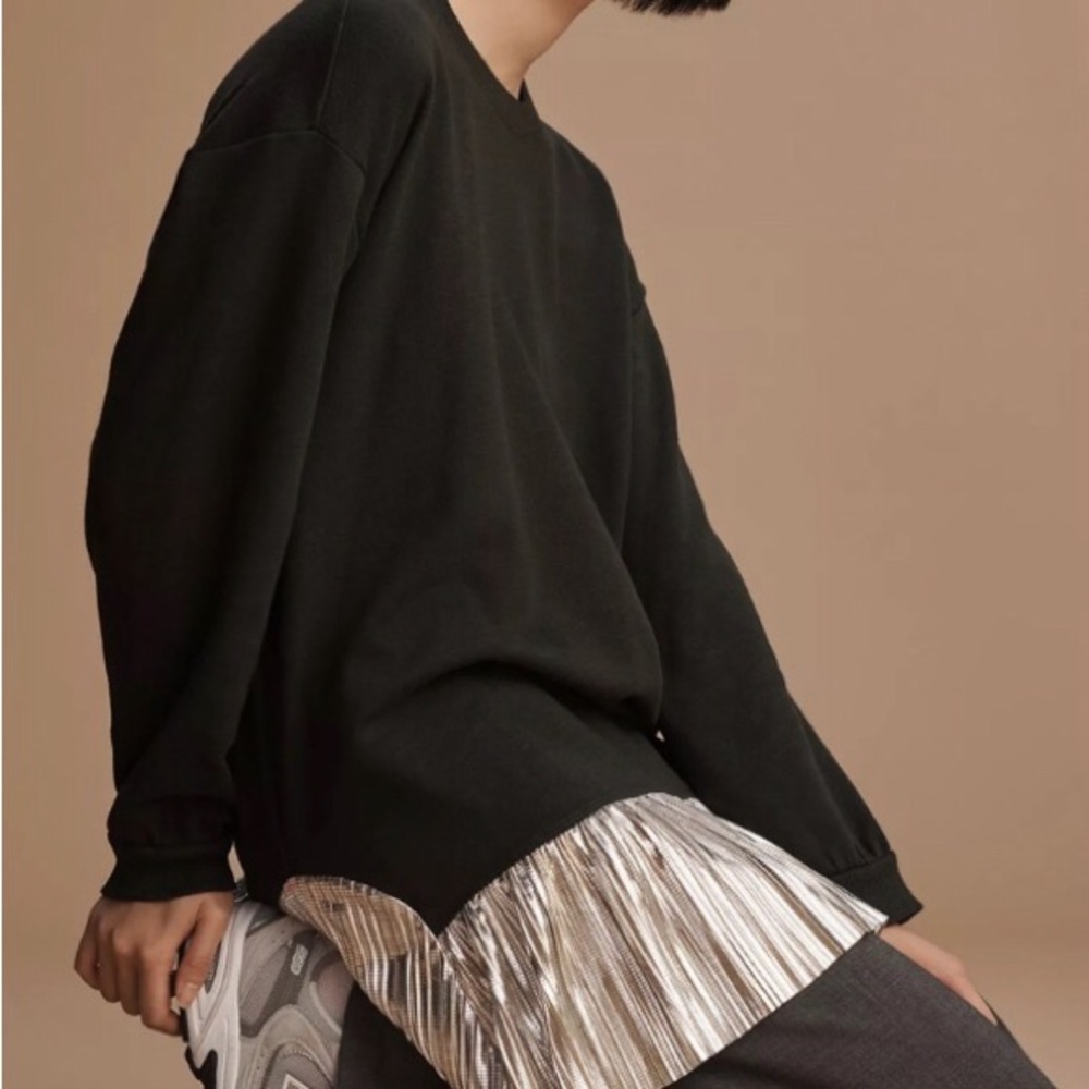 NWT PILCRO metallic hem sweatshirt